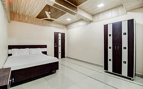Hotel O Sangam Relax Point